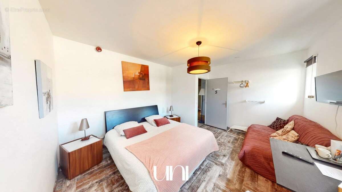 Maison à PORT-EN-BESSIN-HUPPAIN