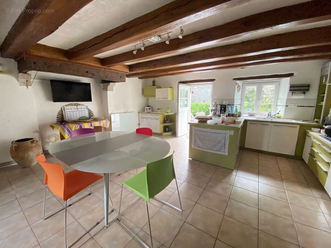 Maison à LES PONTS-DE-CE