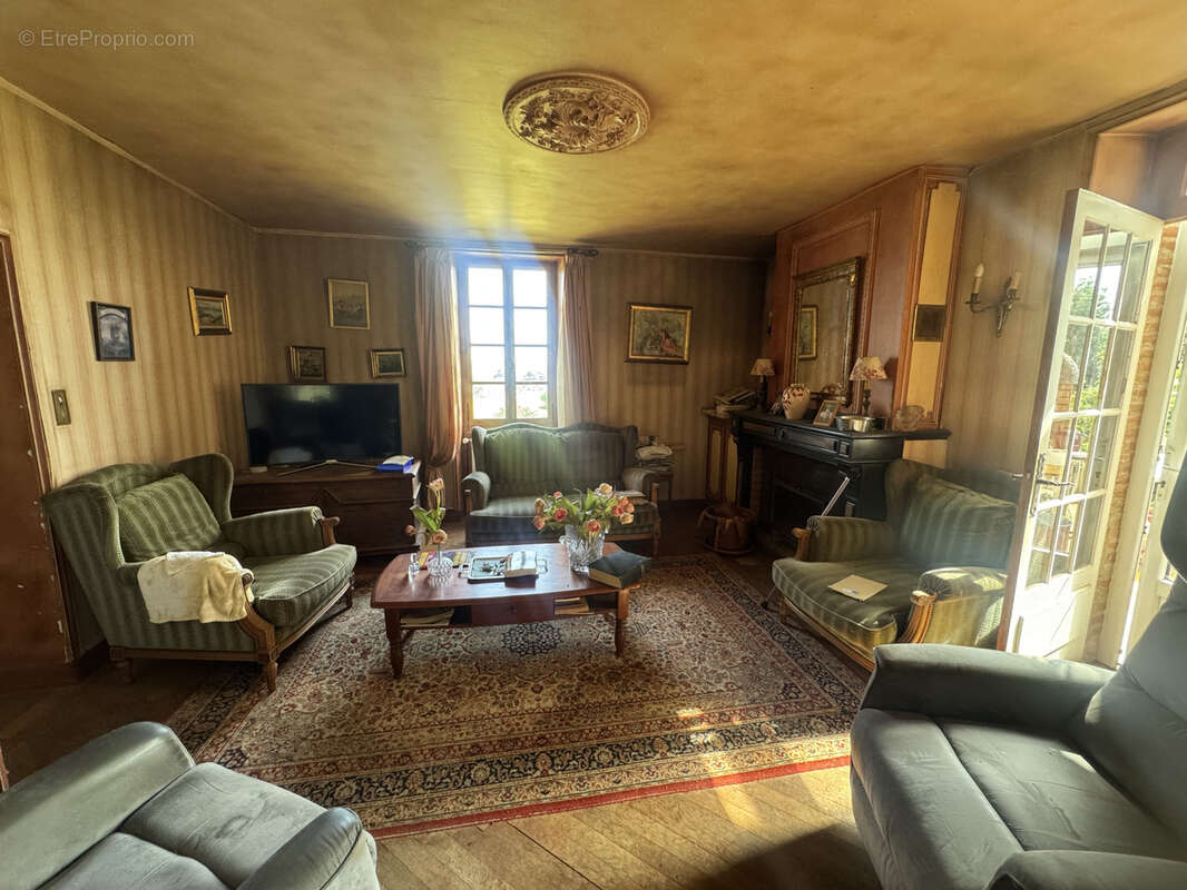 Maison à CAZES-MONDENARD