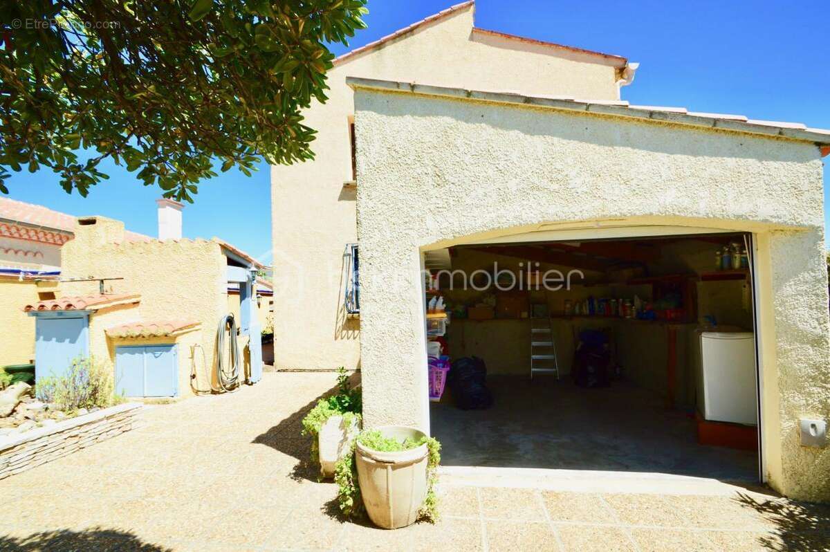 Opportunité rare : maison de 4 appartements indépendants proche de la mer - photo 28