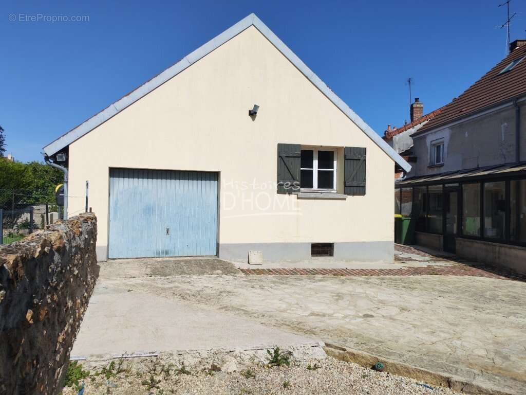 Maison à LA FERTE-GAUCHER