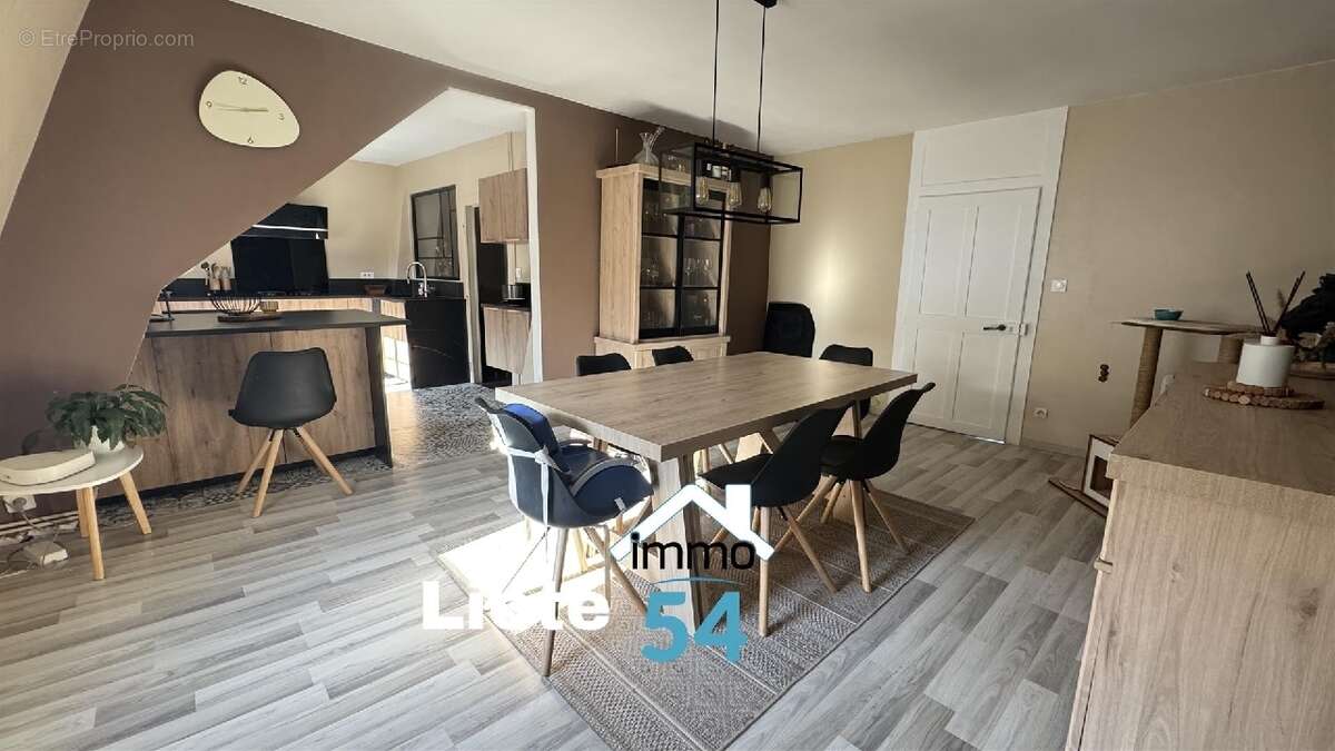 Appartement à BAYON