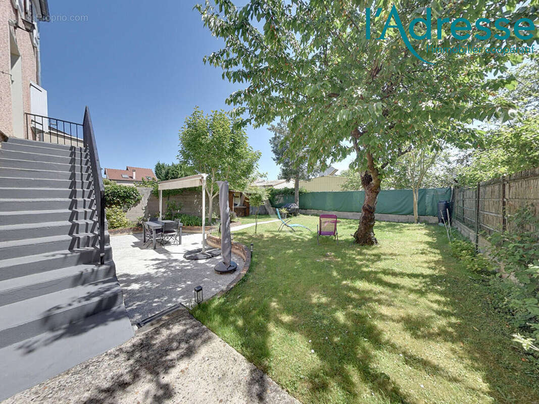 Maison Neuilly Sur Marne 6 pièces DE 140M²  !!! - photo 18