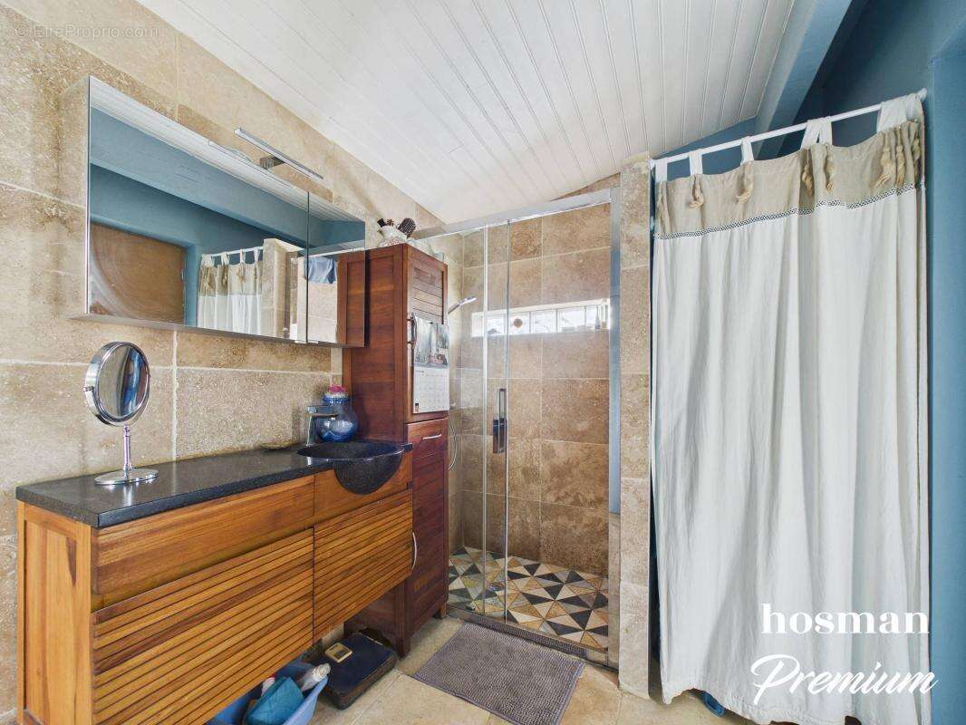 Maison de 235 m² avec piscine sur un terrain de 10 715m² et accès privé à l'Erdre - Sucé-sur-Erdre - photo 10