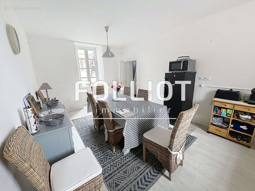 Maison à GOUVILLE-SUR-MER