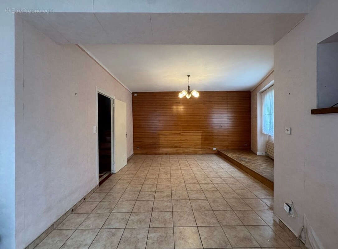 Maison à RIEC-SUR-BELON