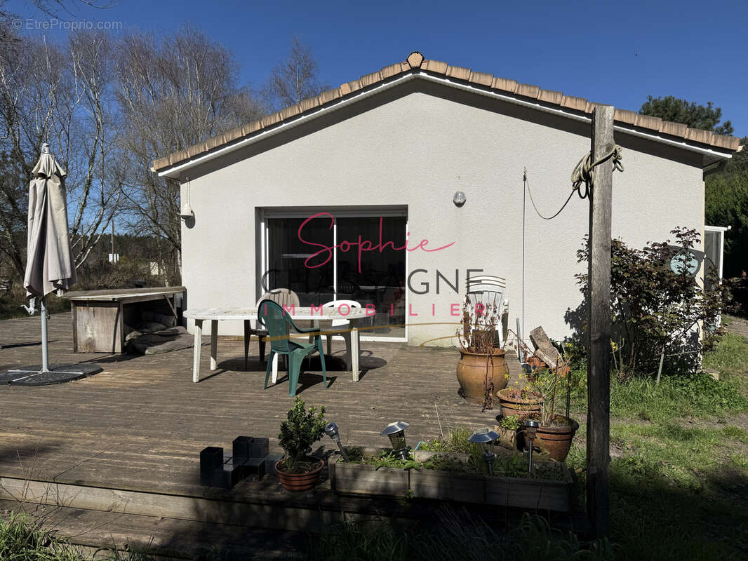À 20 minutes de Lacanau, sur plus de 10 hectares, écurie de propriétaires avec maison de 80 m2 et installation - photo 14