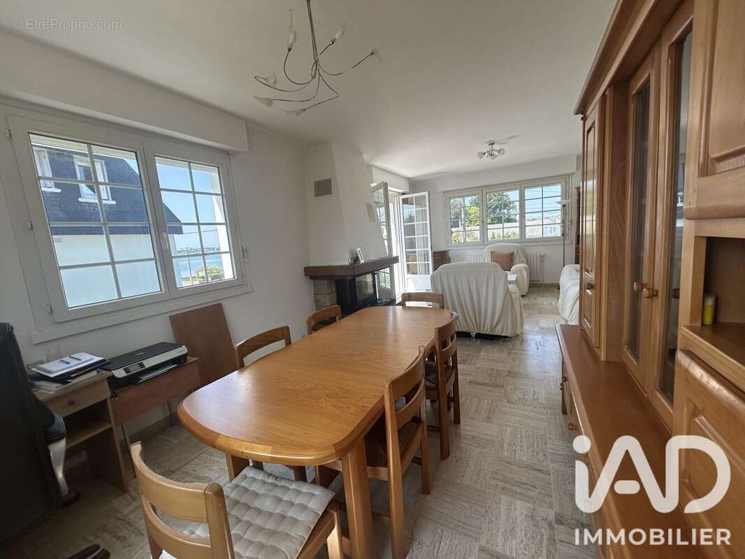 Maison 117 m² à Port-Louis  - photo 8