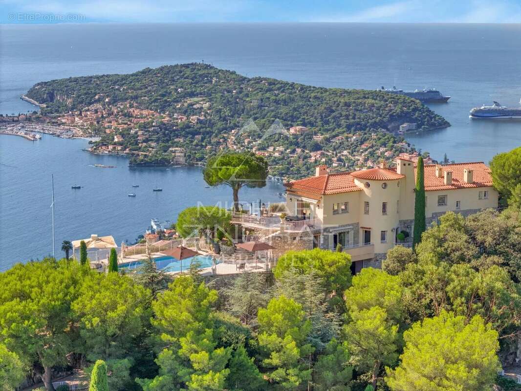 Maison à VILLEFRANCHE-SUR-MER