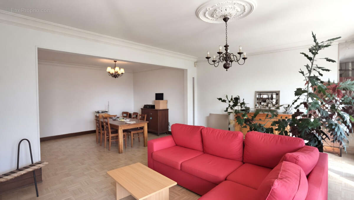 Maison à THURE