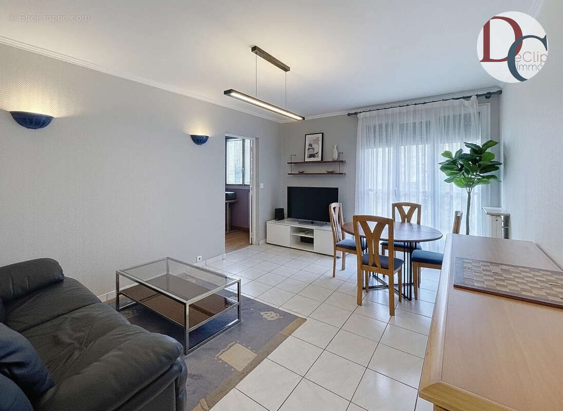 Photo 4 - Appartement à EZANVILLE