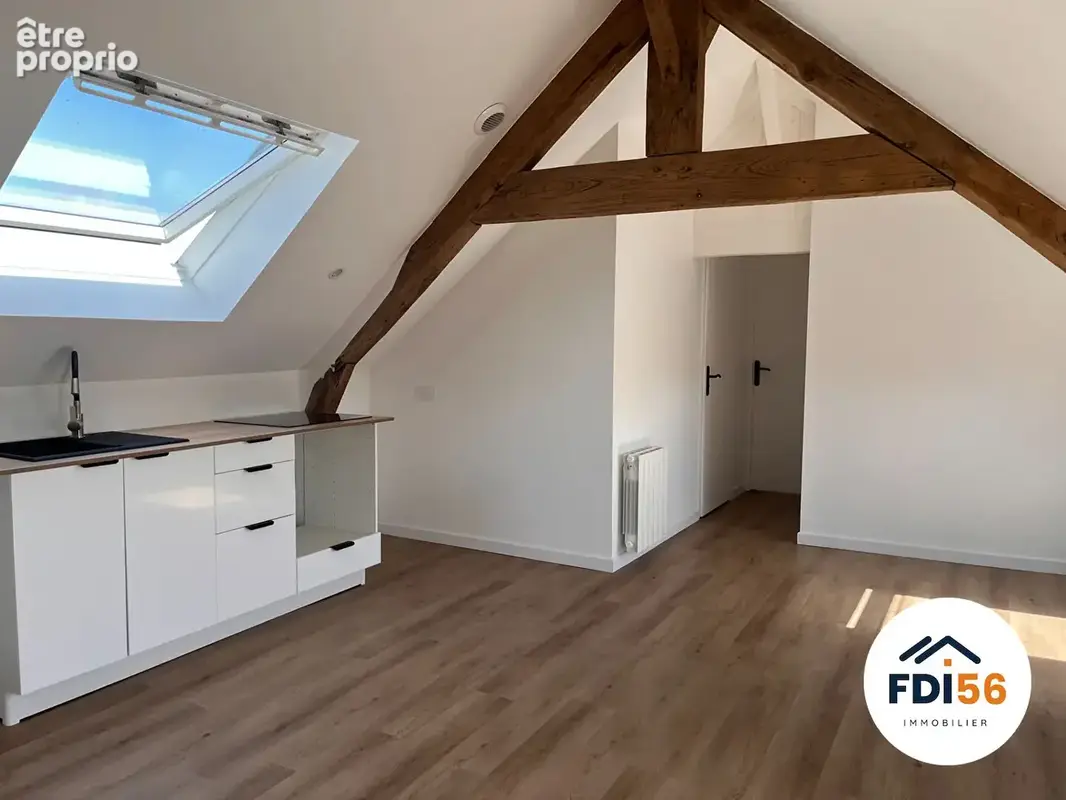 A vendre lorient - t3 entierement renove -dernier etage  - petite copropriete - photo 1