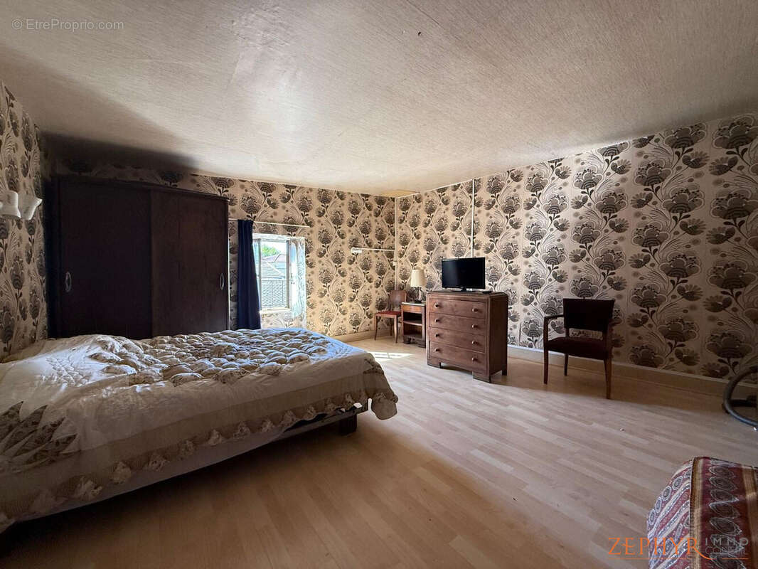 Maison à OINGT
