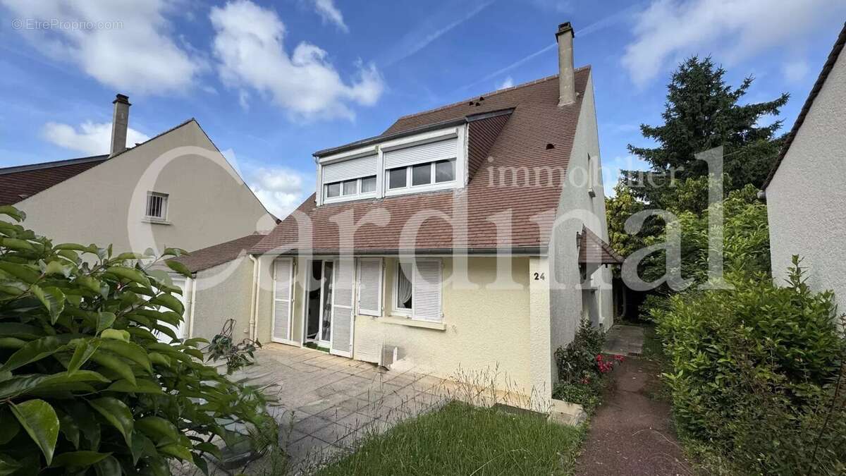 Maison centre ville de Noisy le roi! - photo 2