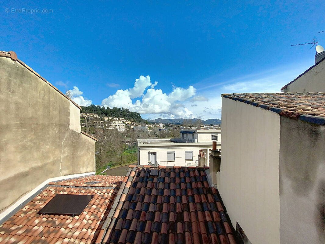 Appartement à MARSEILLE-11E