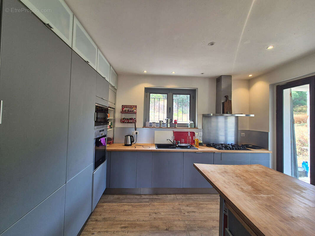 Maison à SANTO-PIETRO-DI-TENDA