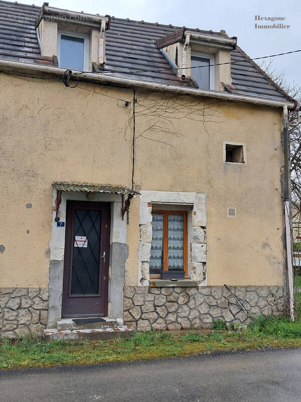 Maison à LA CELLE-SUR-LOIRE