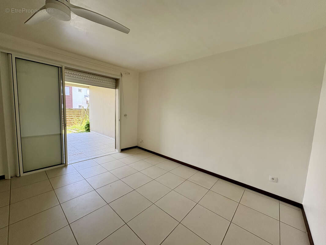 Appartement à LE GOSIER