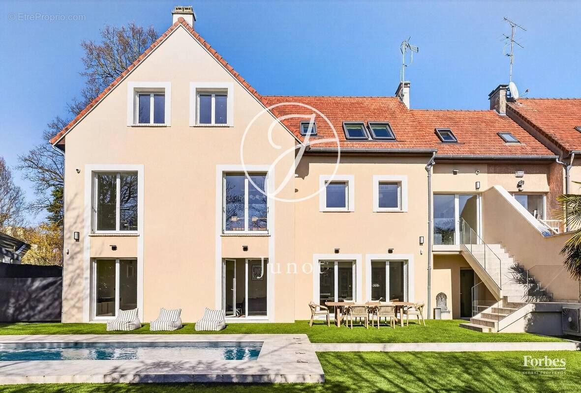 Maison à ROCQUENCOURT