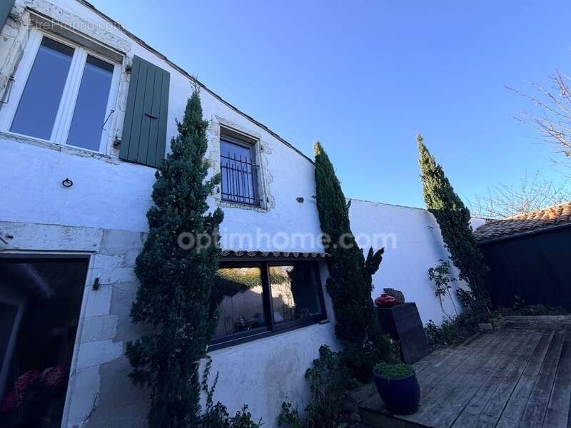 Maison à LE BOIS-PLAGE-EN-RE