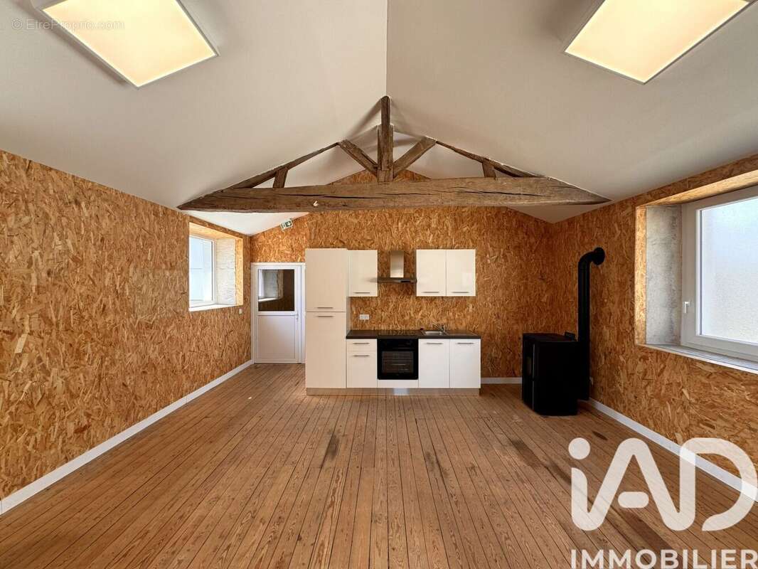 Appartement 196 m² à Vix  - photo 4