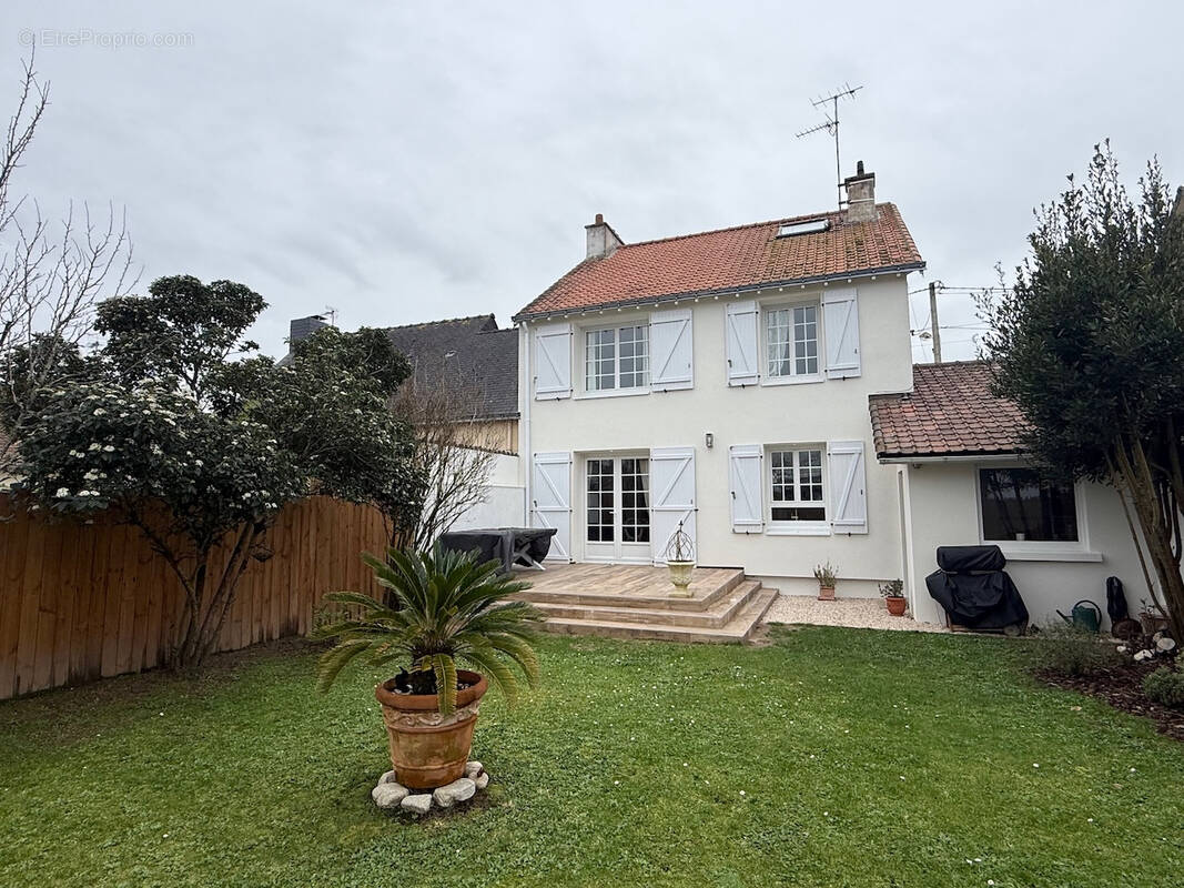 Maison à LE POULIGUEN