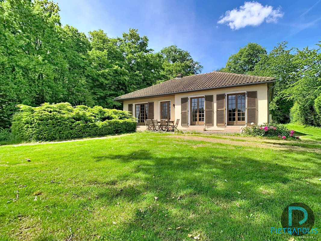 maison a vendre MONTRACOL Exterieur - Maison à MONTRACOL