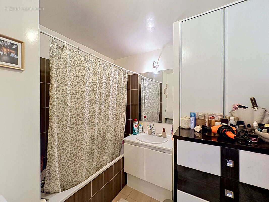 Appartement à BAGNOLET