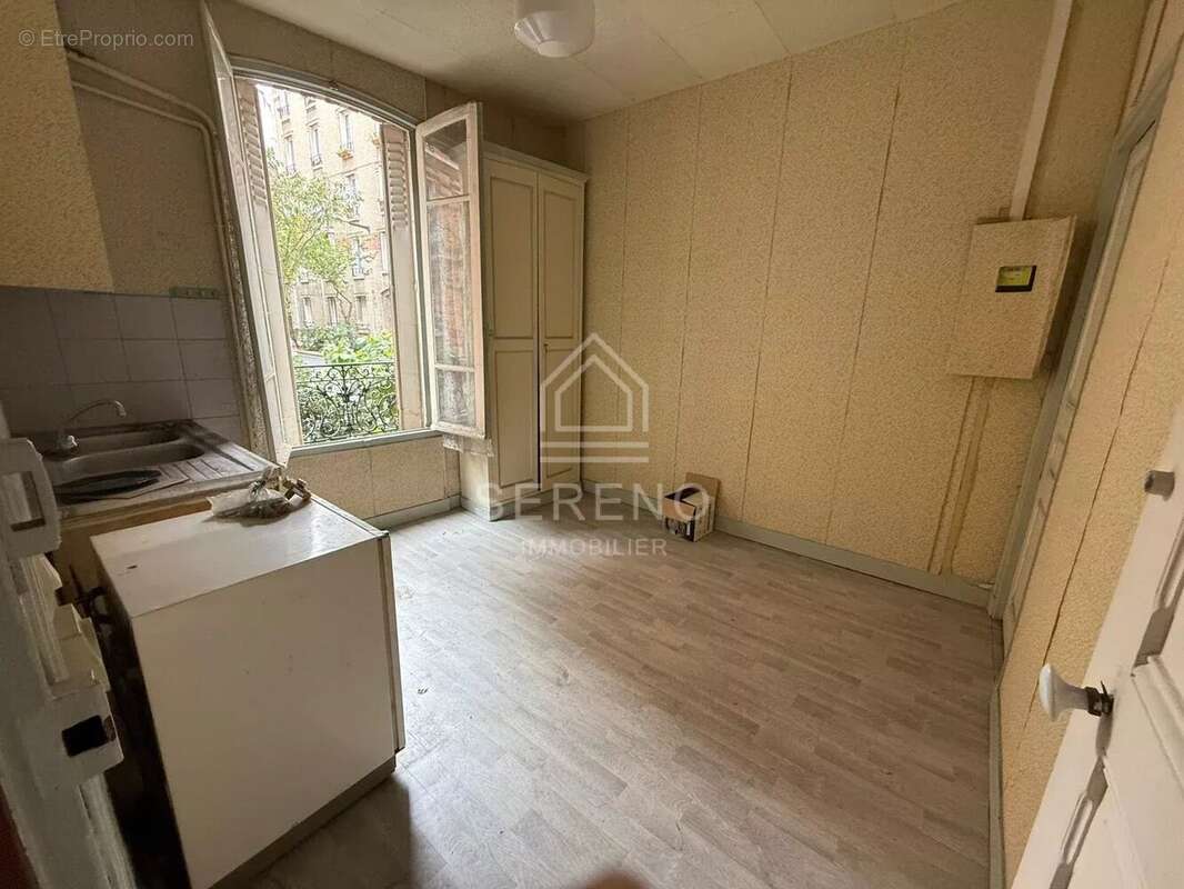 Commerce à VINCENNES