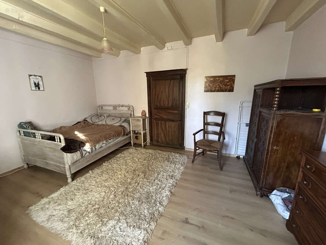 Maison à CELLEFROUIN