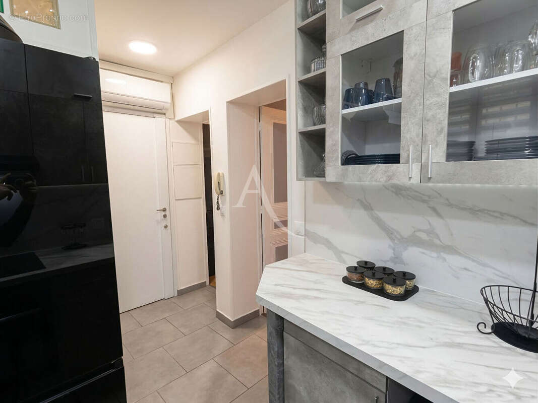 Appartement à PARIS-19E
