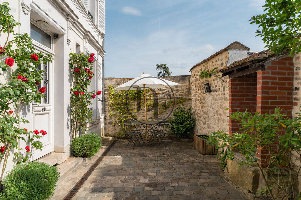 Maison à FONTAINEBLEAU