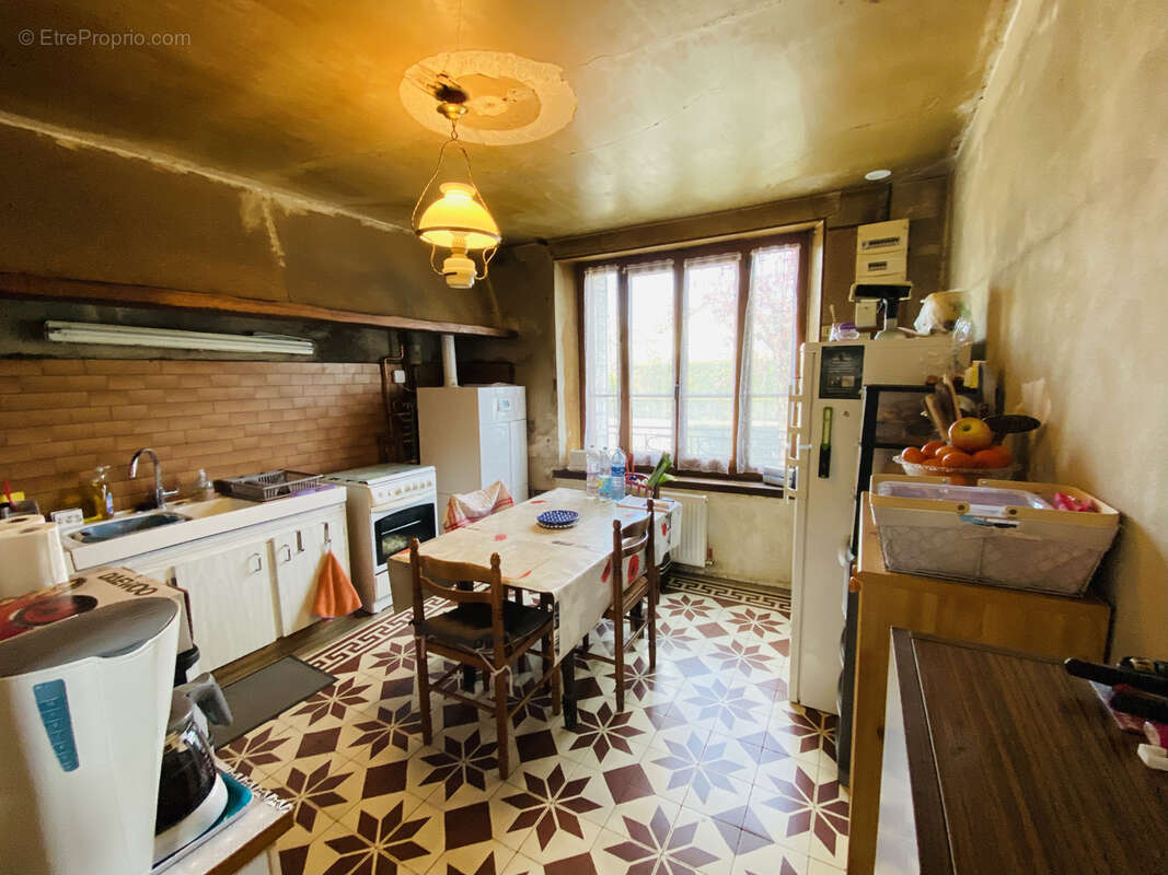 Maison à MONTEREAU-FAULT-YONNE