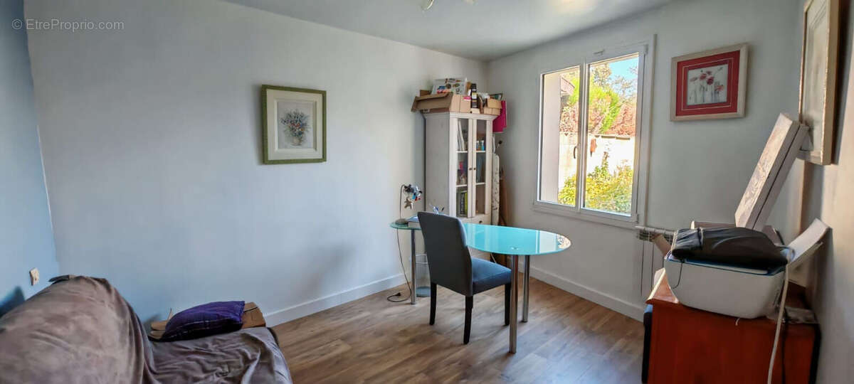 Maison à VILLENEUVE-LE-COMTE