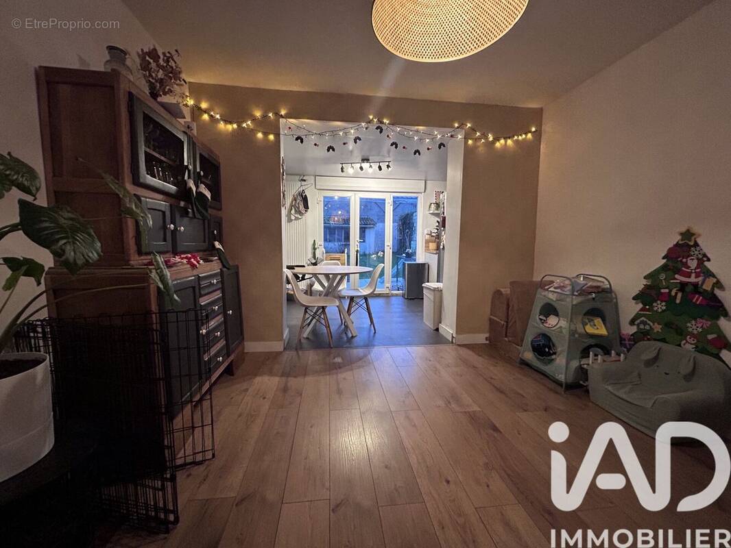 Photo 1 - Maison à FACHES-THUMESNIL