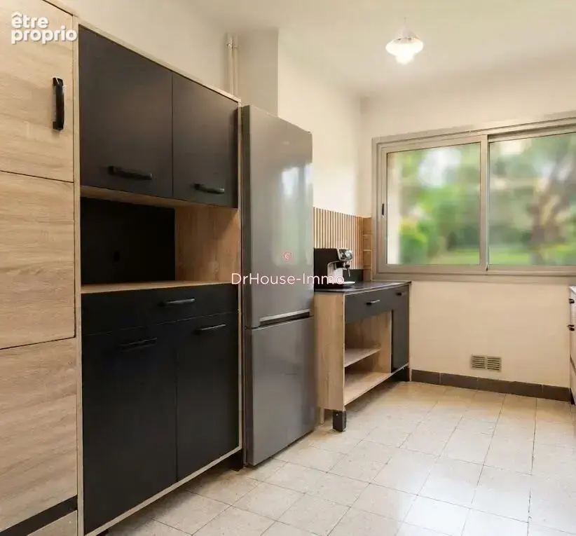 Appartement 4 pièces 70 m² à vendre à Hyeres (83400) - photo 3