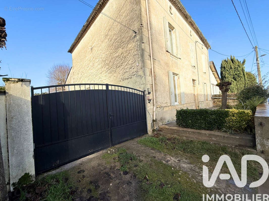 Maison 245 m² à Gironde-Sur-Dropt  - photo 2