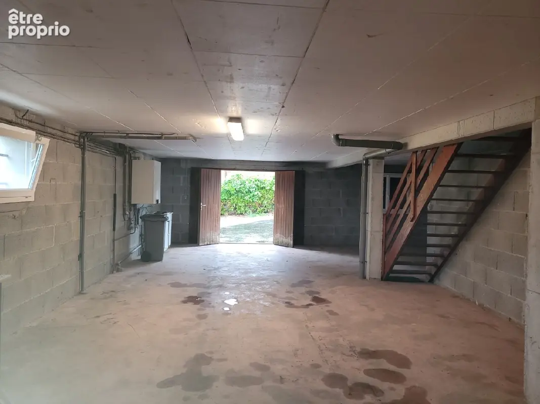 Maison 5 pièces 92 m² à vendre à Ydes (15210) - photo 13