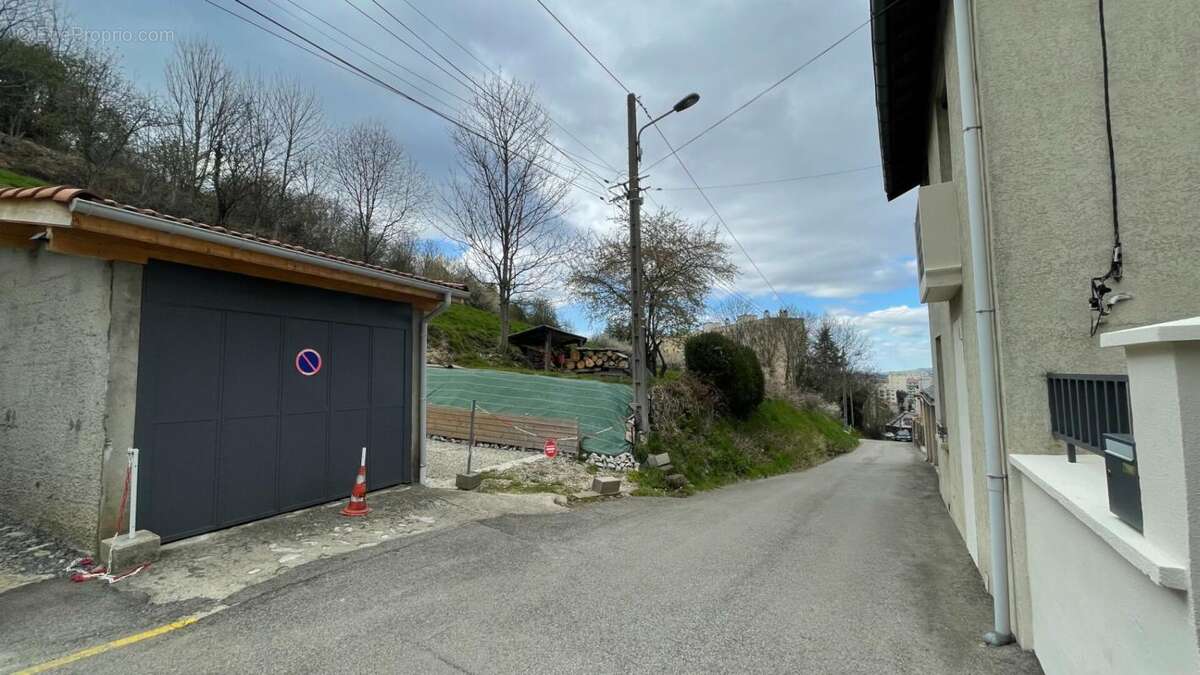 Maison à SAINT-ETIENNE