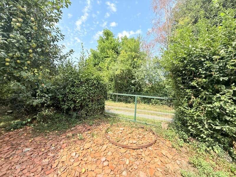 Longère en pierre 90m², sur terrain de 2379m² 69 990 € - photo 41