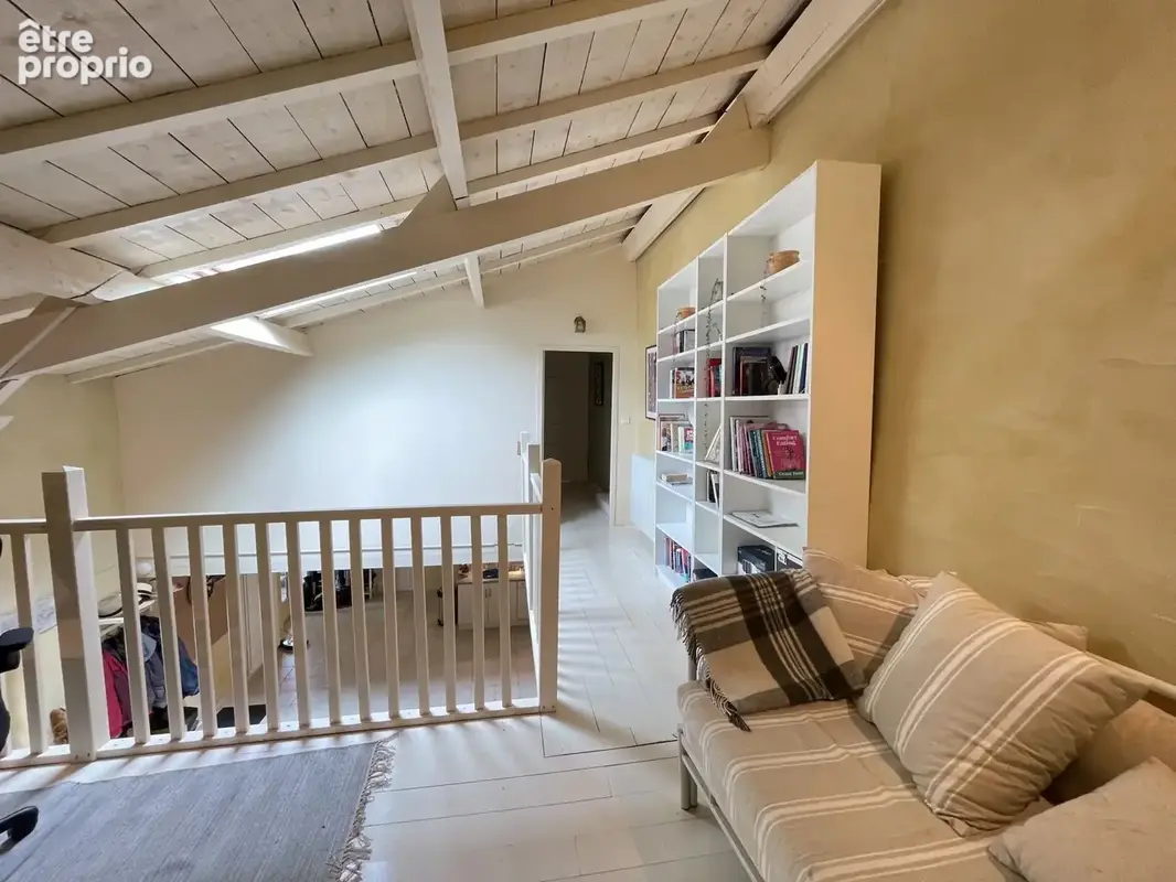 Maison en pierre de caractère avec gîte et piscine - photo 12