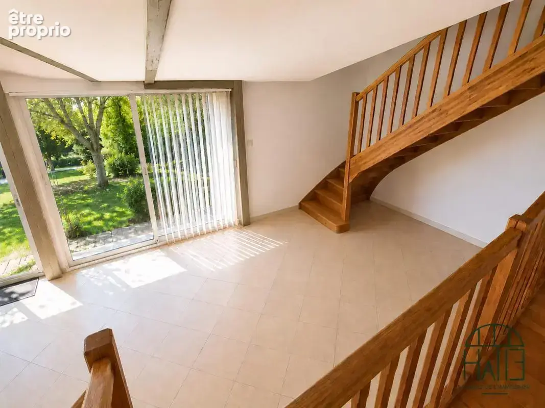 Maison 6 pièces 143 m² à vendre à La Coquille (24450) - photo 3