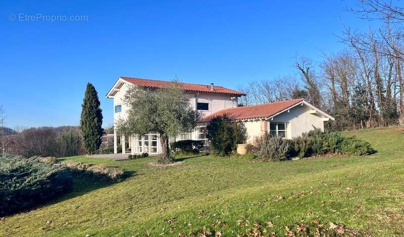 Maison à VILLENEUVE-SUR-LOT