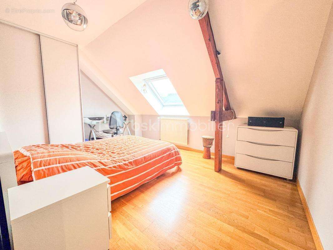 Maison à NOYAL-SUR-VILAINE