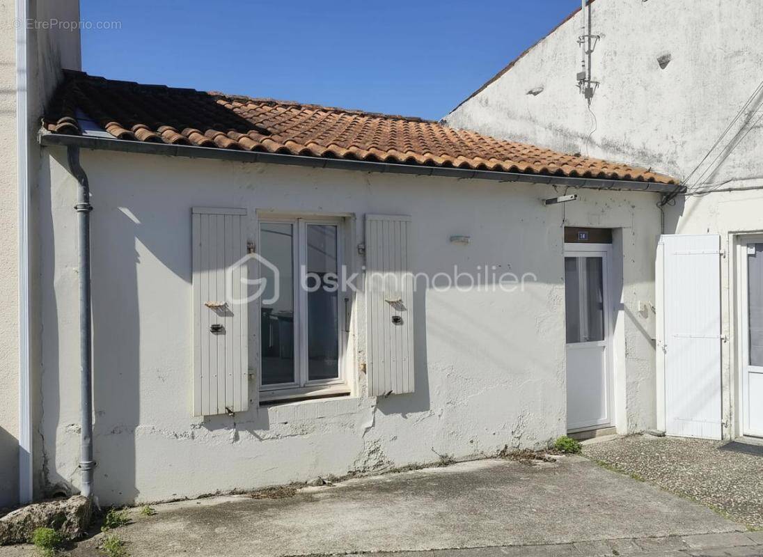 Maison à CIRE-D'AUNIS