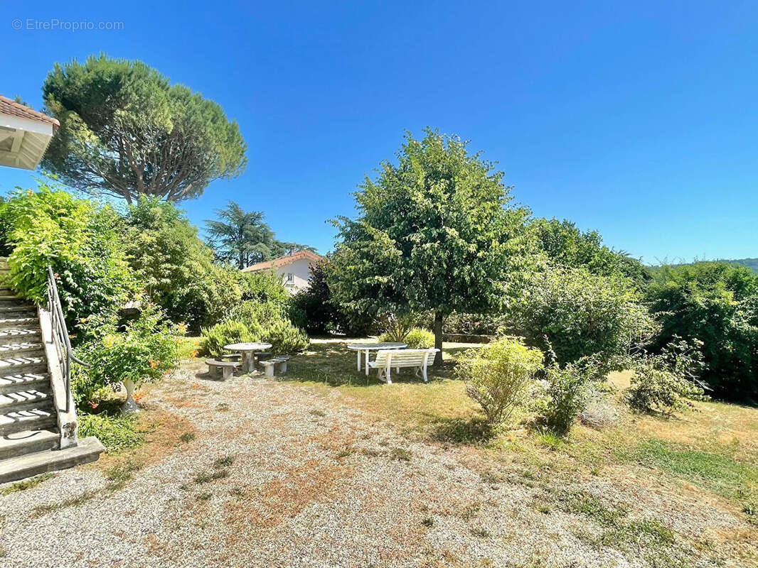 Maison à BOURGOIN-JALLIEU