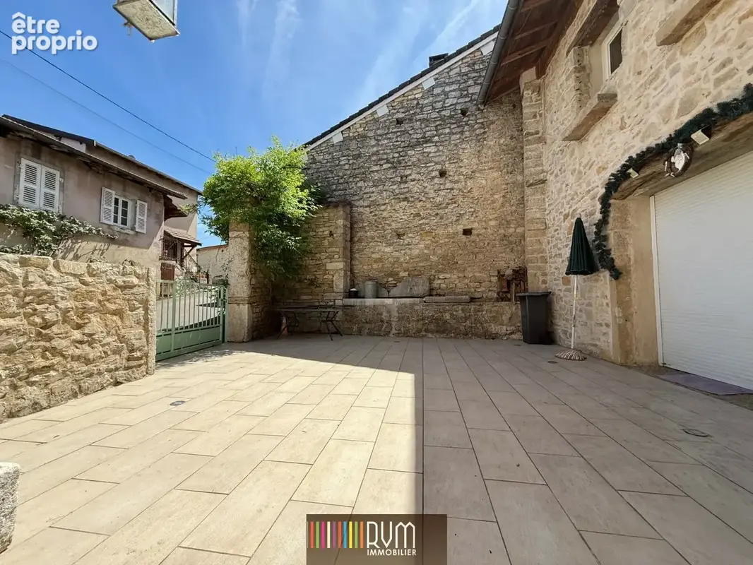 Maison 13 pièces 169 m² à vendre à Germagnat (01250) - photo 2