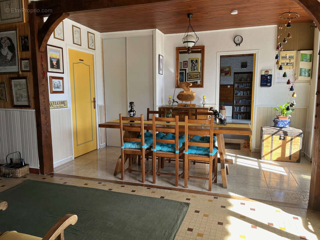 Maison à LA COQUILLE