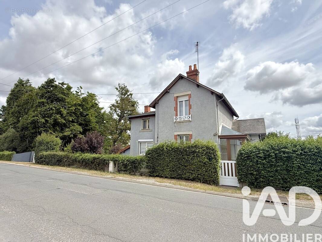 Photo 1 - Maison à VALLENAY