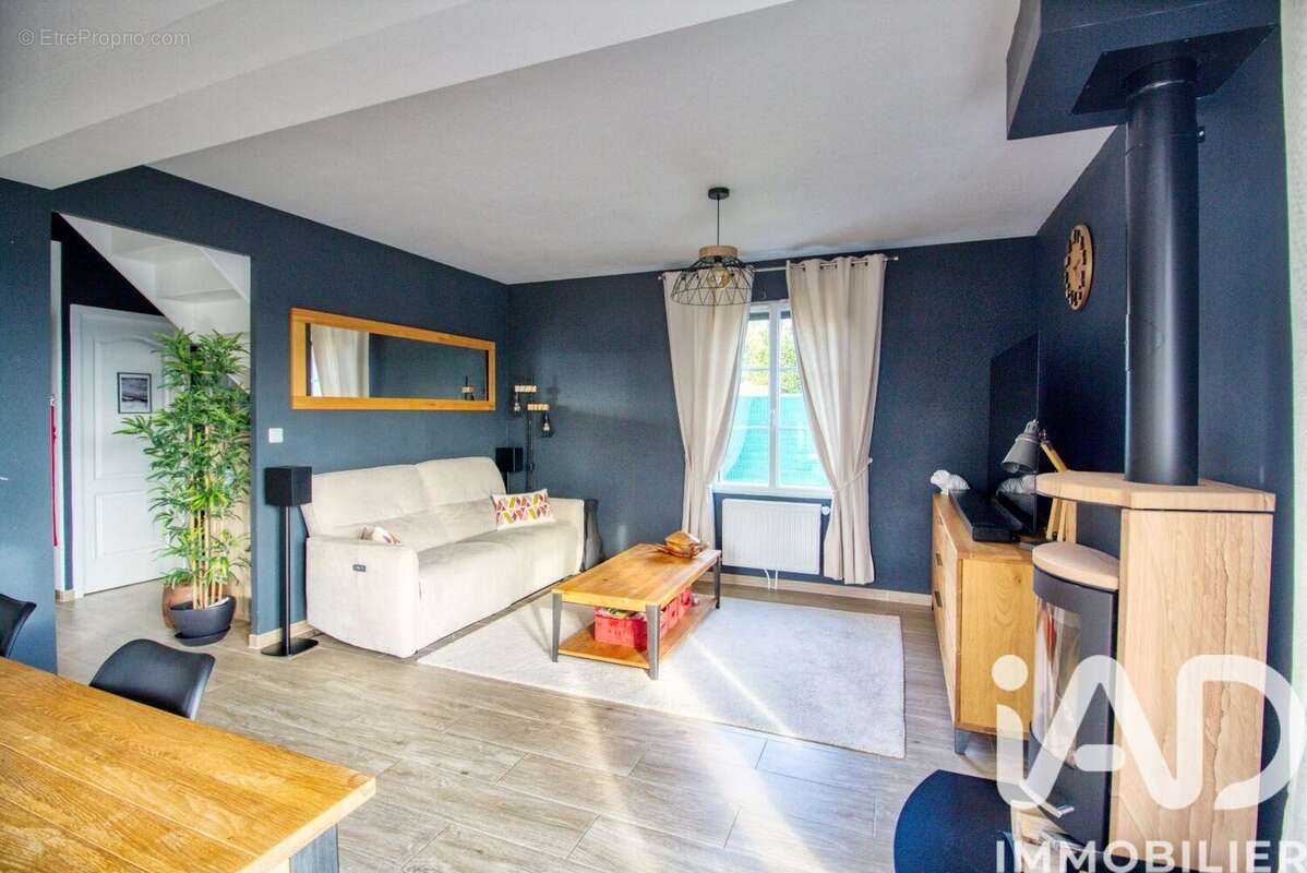 Photo 2 - Maison à VIGNY